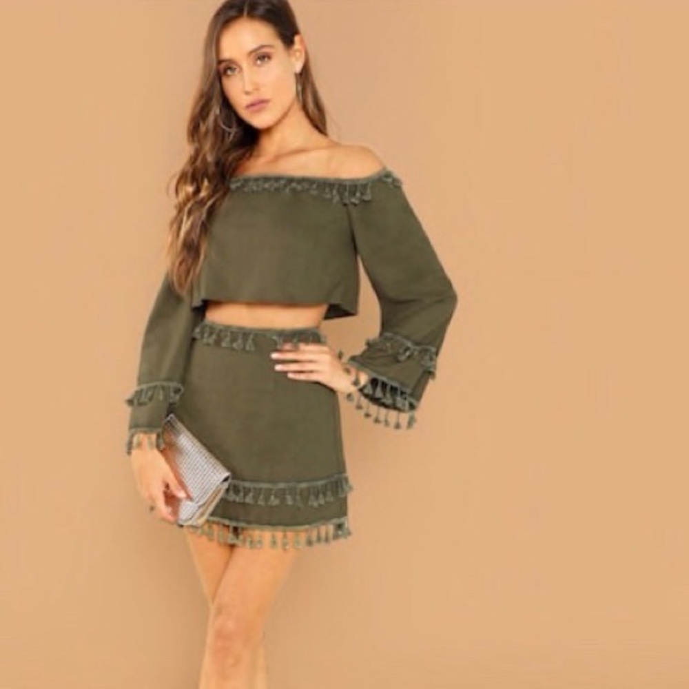 Skylar + Madison Green Tassel Top + Skirt Two Piece Set Size XL